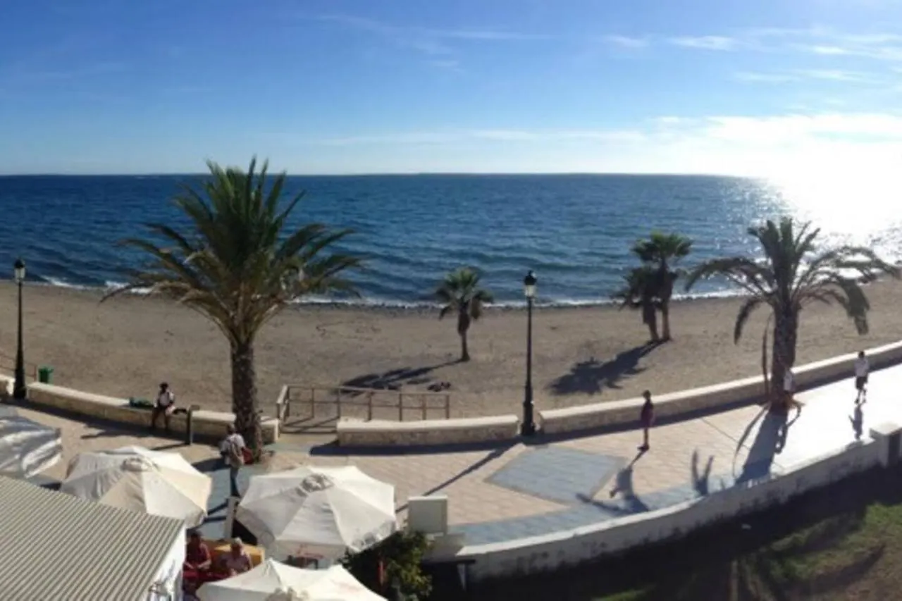 Lovely Beachfront Apartment Puerto Banus Marbella Spain
