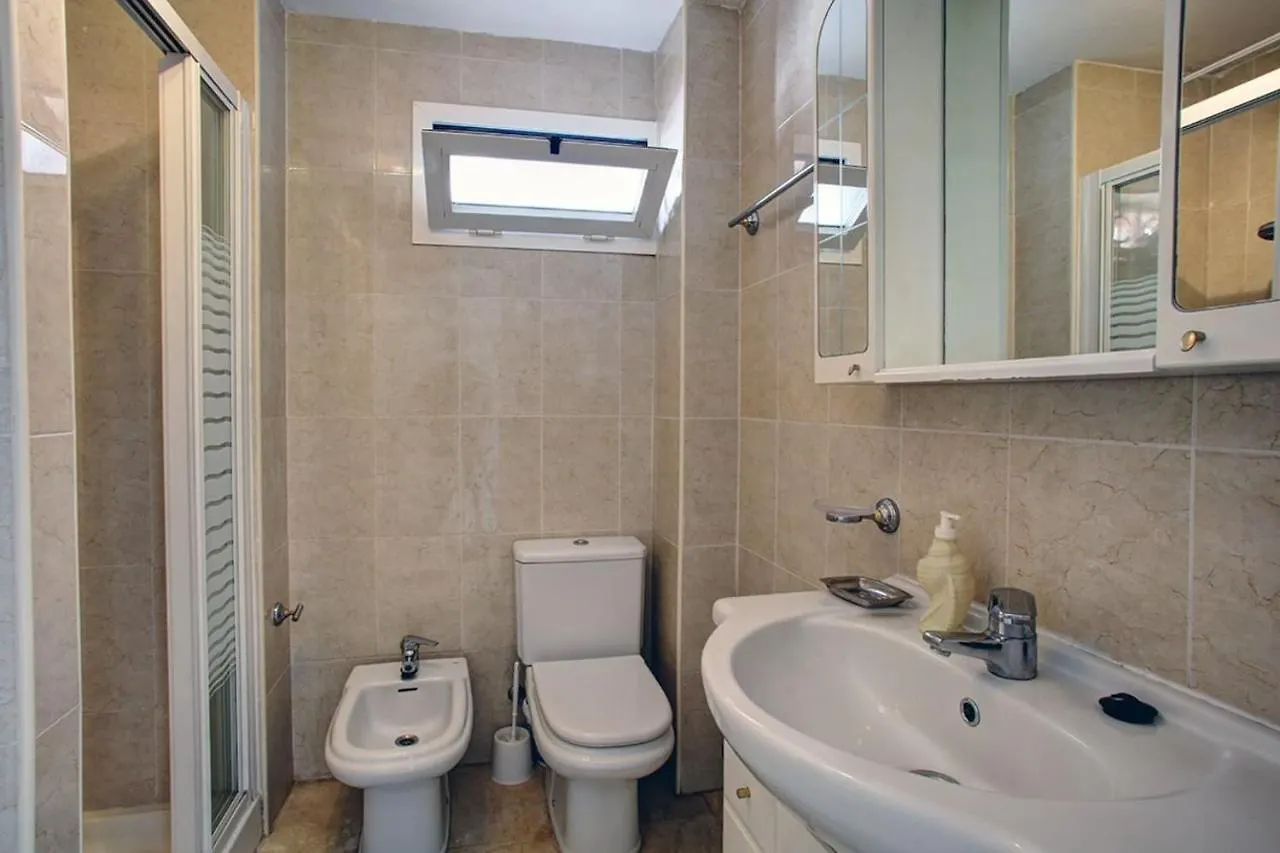 Lovely Beachfront Apartment Puerto Banus Marbella 0*,