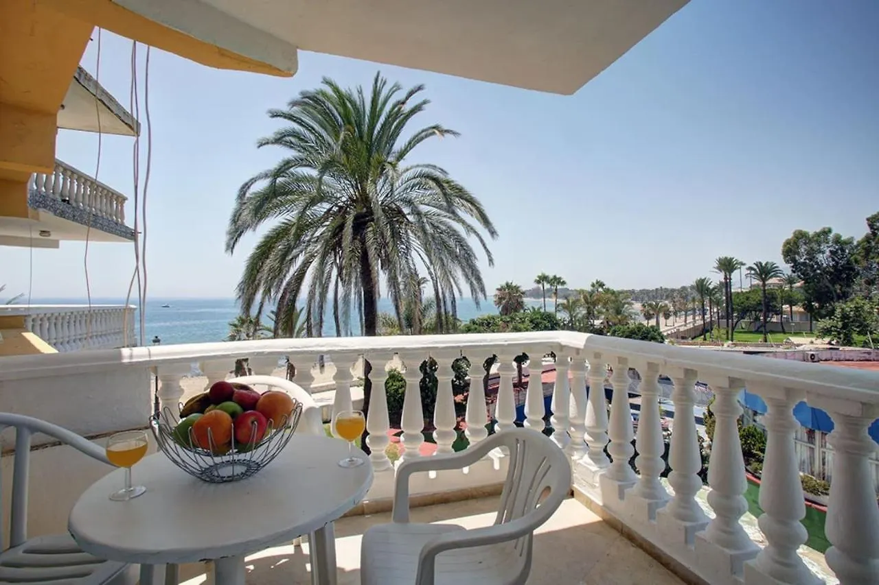 Lovely Beachfront Apartment Puerto Banus Marbella