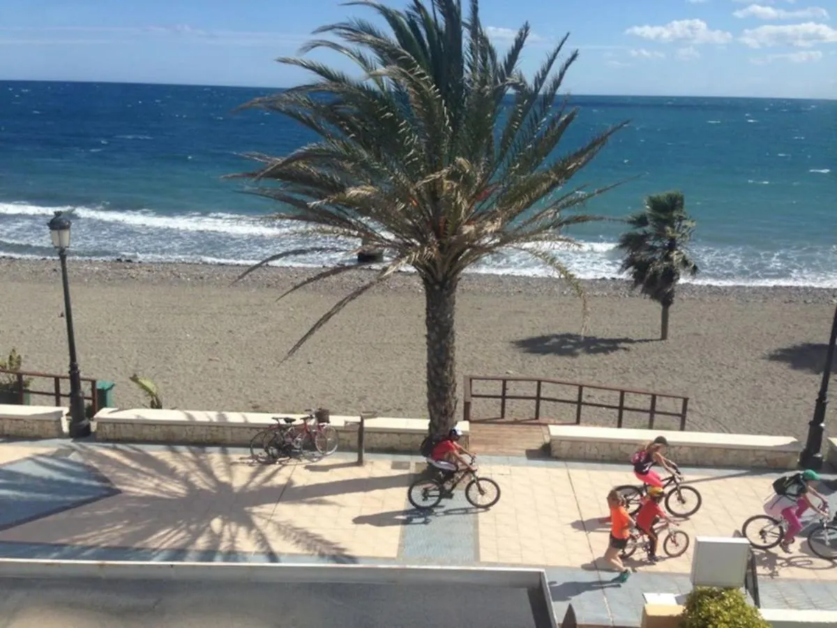 Lovely Beachfront Apartment Puerto Banus Marbella 0*,